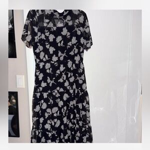 Lulus Floral Dressed Up Black Floral Print Midi Dress. L.  worn once